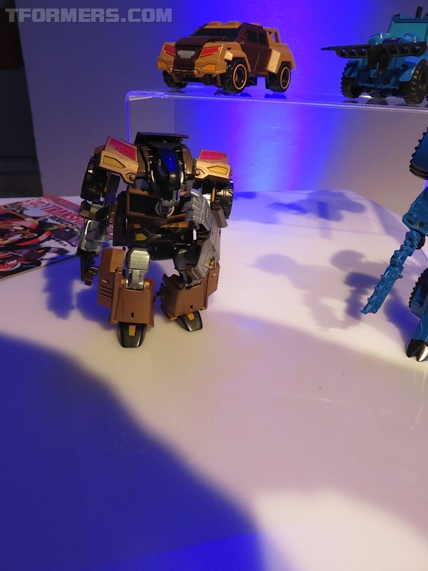 NYCC 2015   Transformers Combiner Wars Galvatron, Skullcruncher, Blaster, More  (20 of 80)